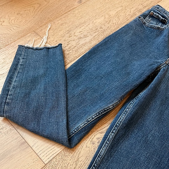 Abercrombie & Fitch “The Mom” High Rise Straight Leg Jean Curve Love Size 25 - Picture 5 of 7